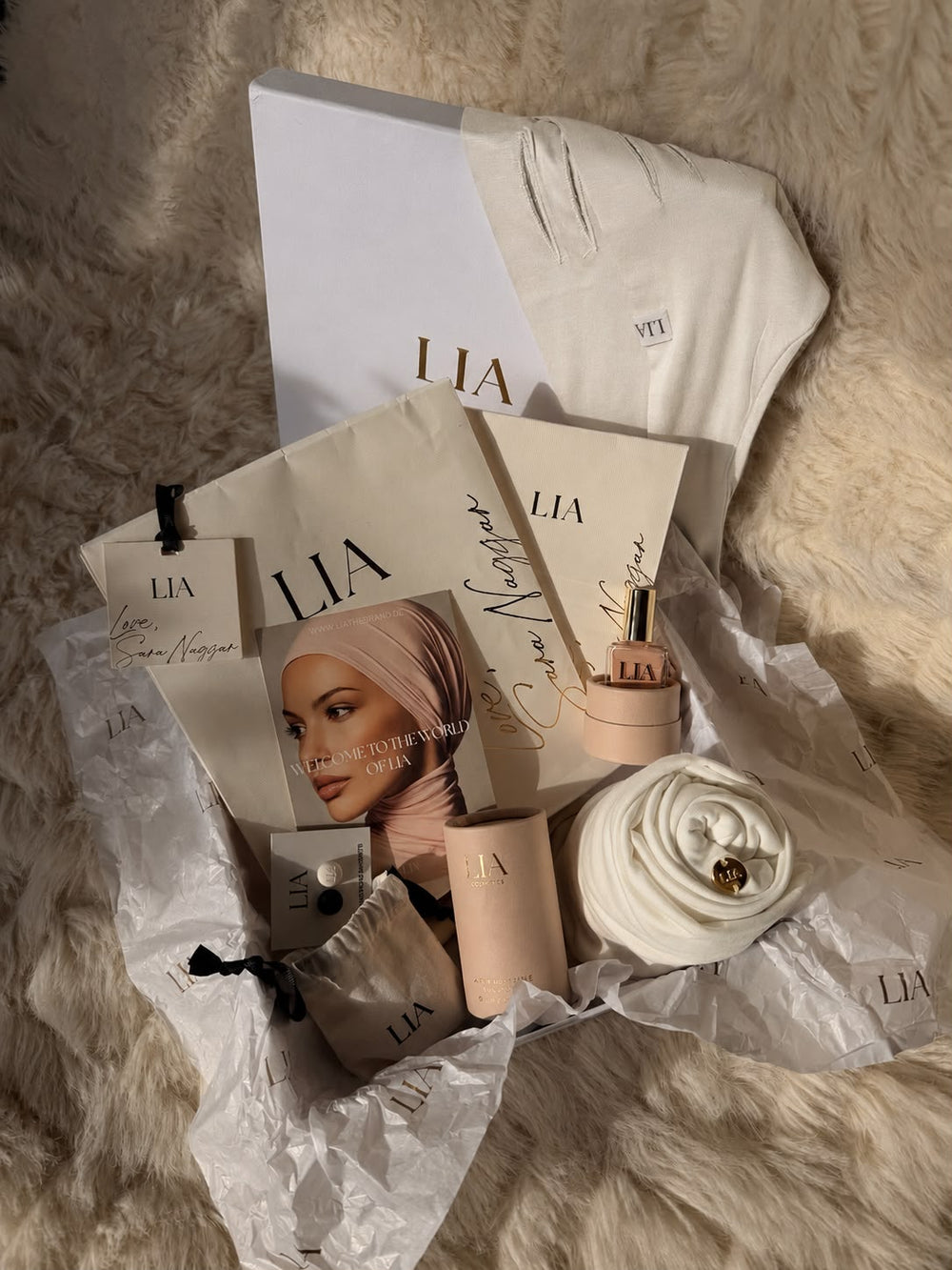 White Summer Box